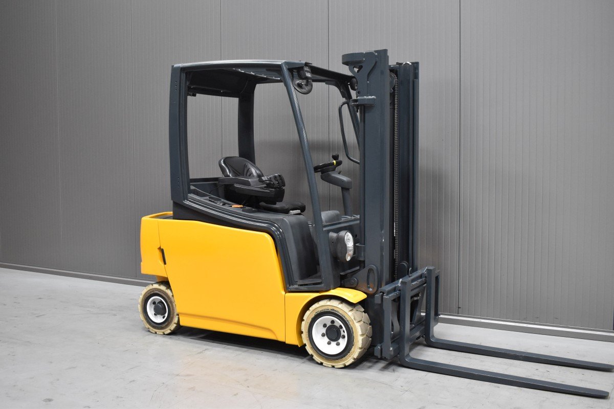 Jungheinrich EFG 320