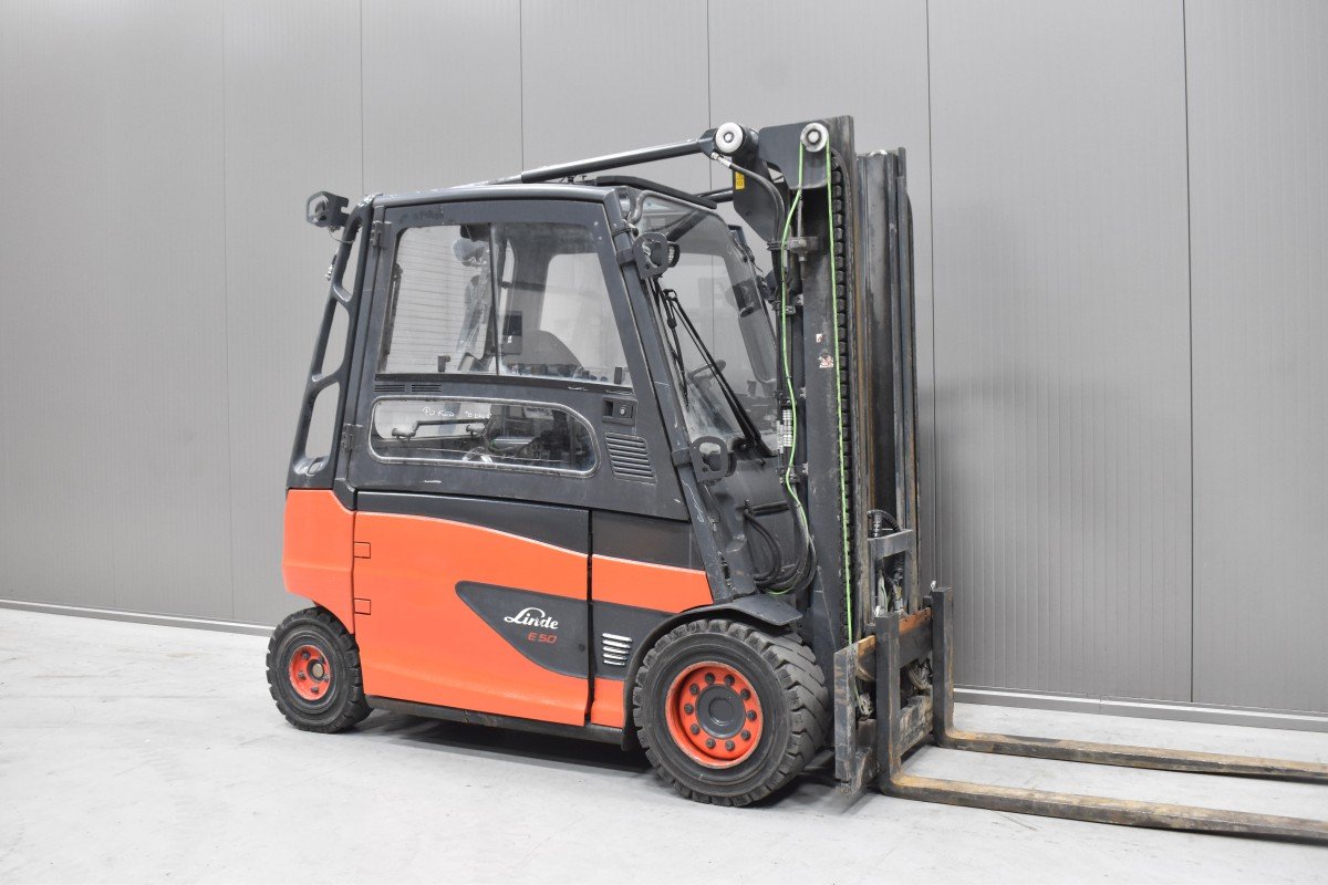 Gabelstapler Gebraucht kaufen – Linde E 50 HL - 01 mit Elektro in Österreich
