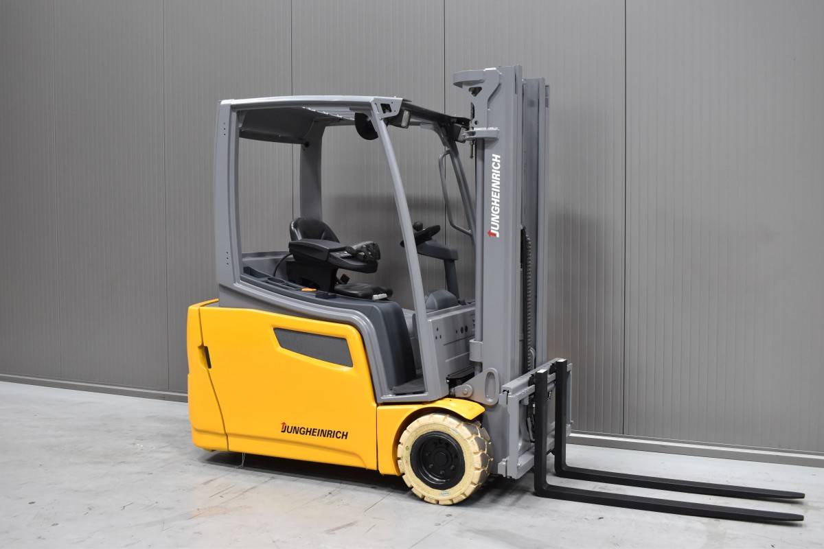 Gabelstapler Gebraucht kaufen – Jungheinrich EFG 220 mit Elektro in Deutschland