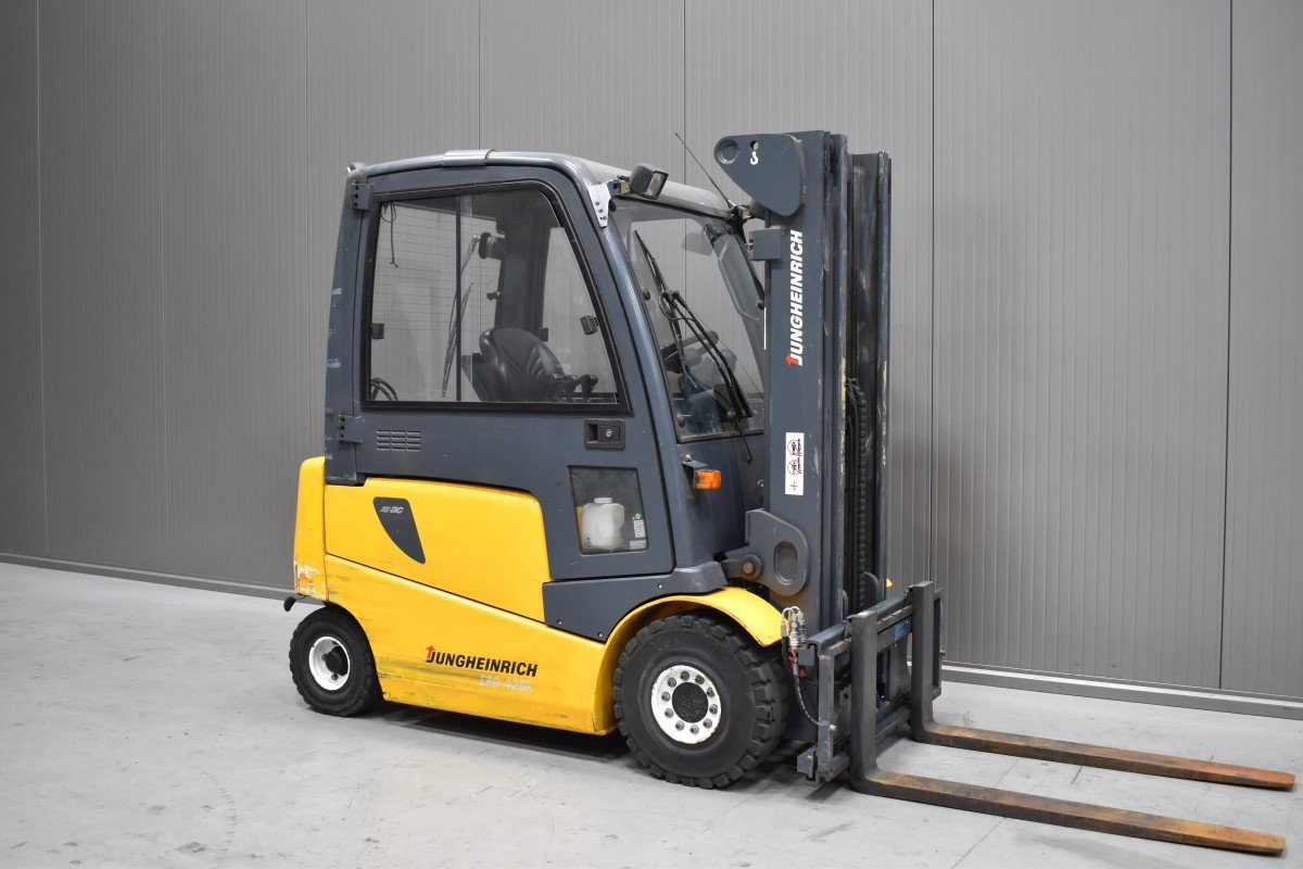 Gabelstapler Gebraucht kaufen – Jungheinrich EFG 425 k mit Elektro in Österreich