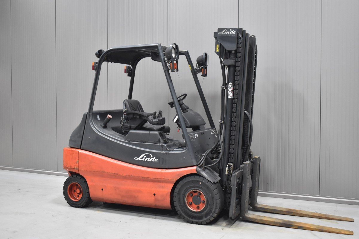 Gabelstapler Gebraucht kaufen – Linde E 30 S mit Elektro in Österreich