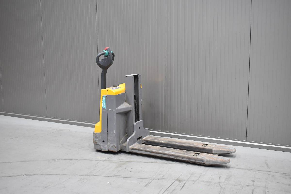 Jungheinrich EMD 115i Gebrauchtstapler Kaufen