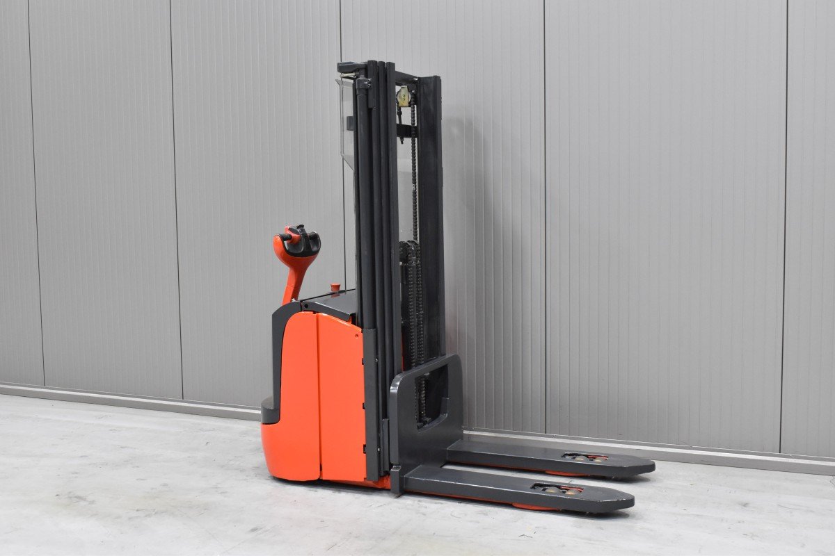 Gabelstapler Gebraucht kaufen – Linde L 14 I - 01 mit Elektro in Österreich