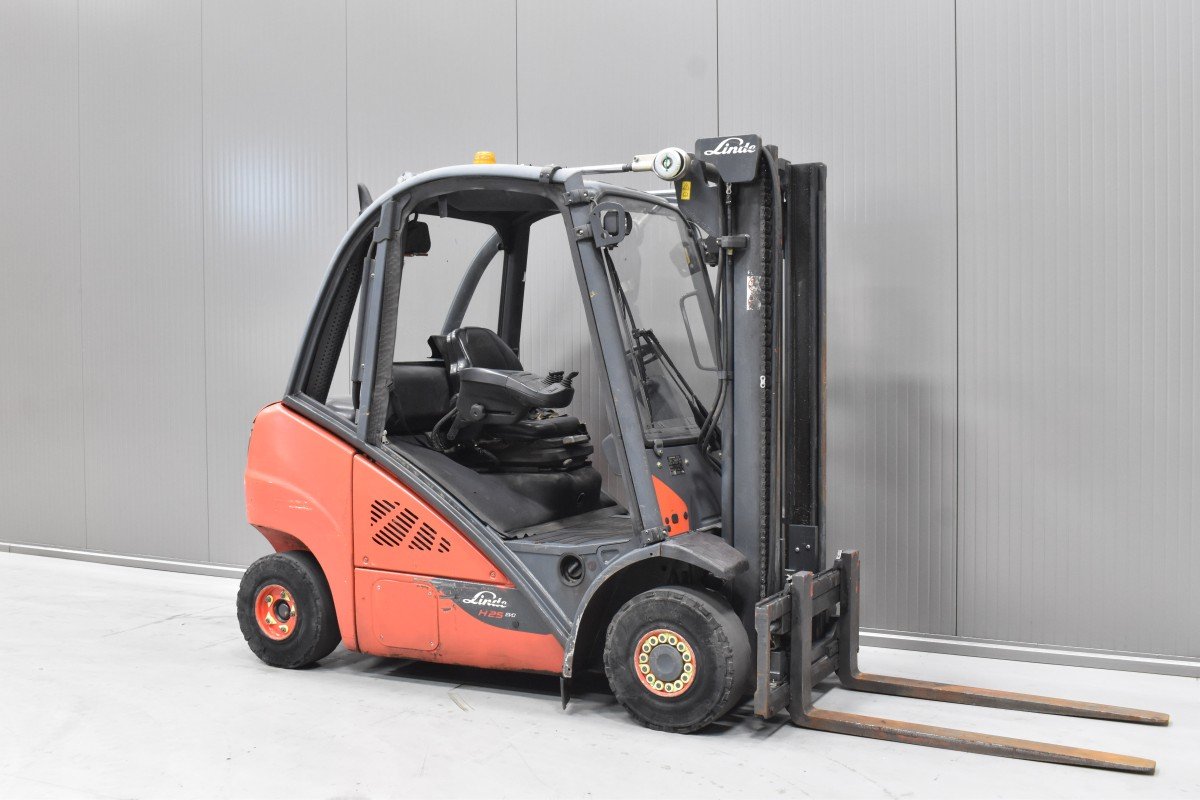 Gabelstapler Gebraucht kaufen – Linde H 25 D - 02 mit Diesel in Österreich