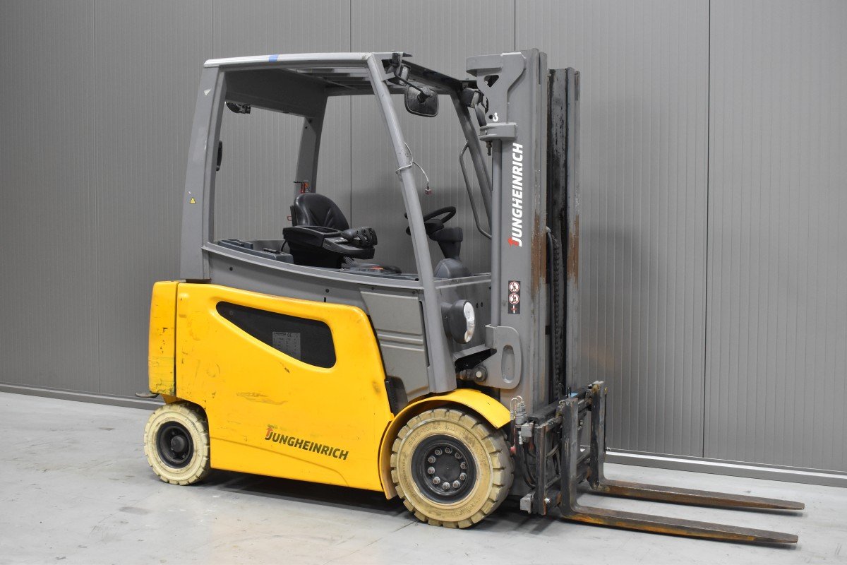 Gabelstapler Gebraucht kaufen – Jungheinrich EFG 425 k mit Elektro in Österreich