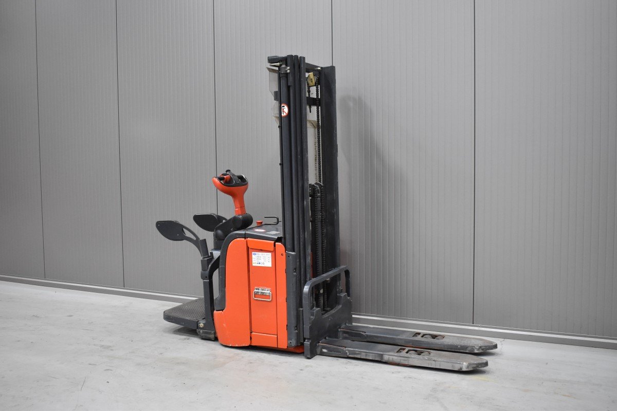 Gabelstapler Gebraucht kaufen – Linde L 14 AP mit Elektro in Österreich