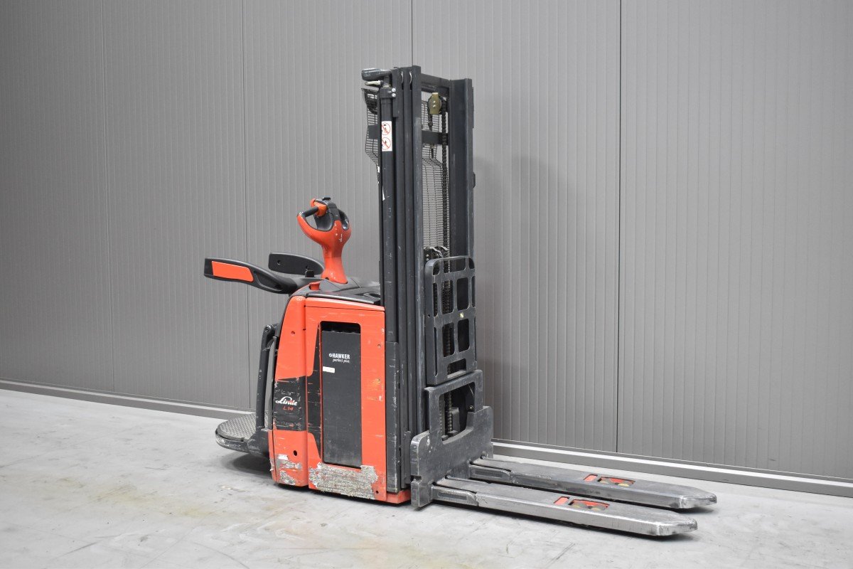 Gabelstapler Gebraucht kaufen – Linde L 14 AP mit Elektro in Österreich