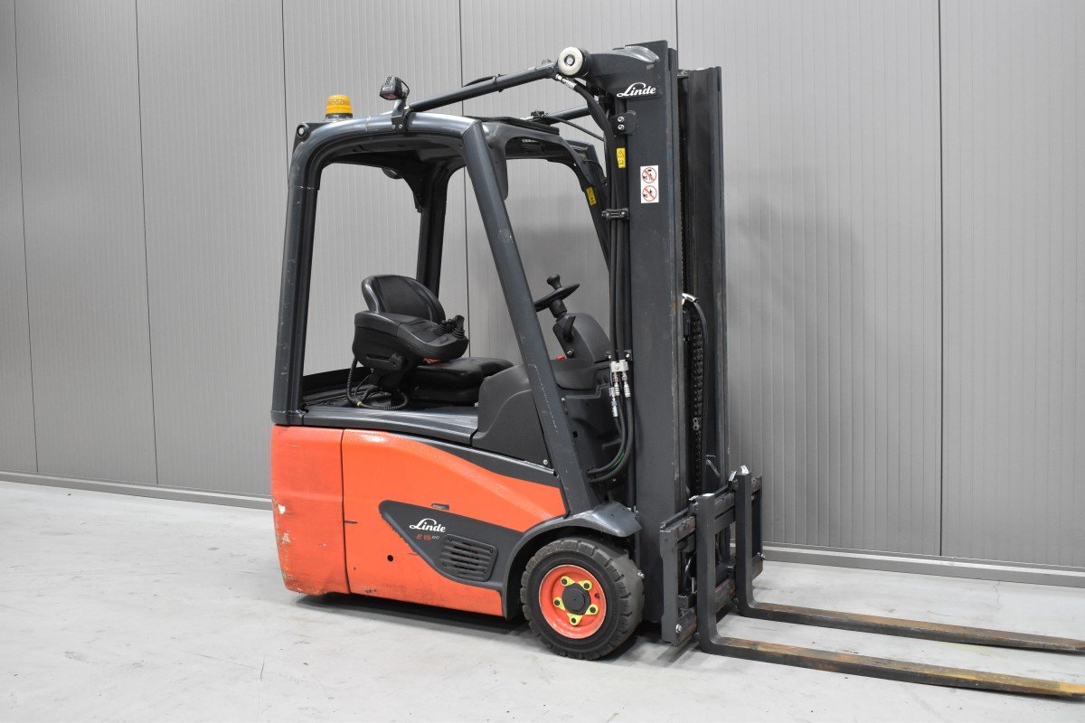 Gabelstapler Gebraucht kaufen – Linde E 15 - 02 mit Elektro in Österreich