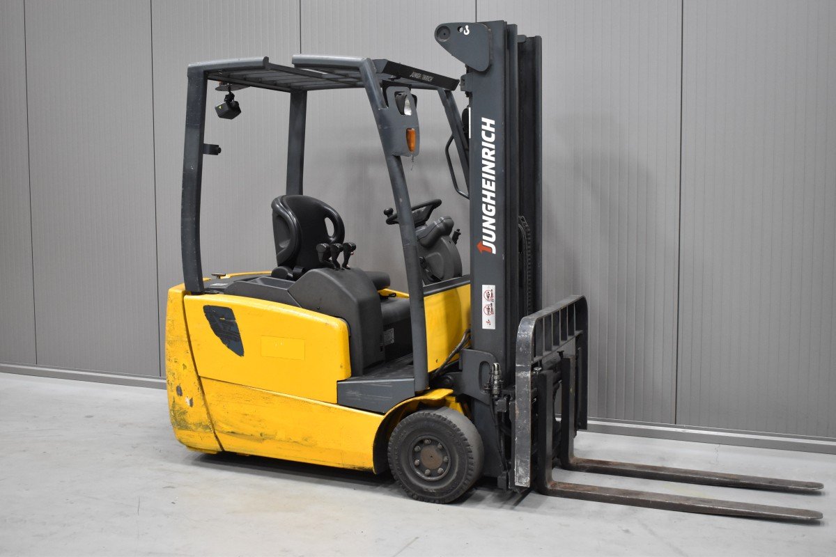 Gabelstapler Gebraucht kaufen – Jungheinrich EFG 216 kn mit Elektro in Österreich