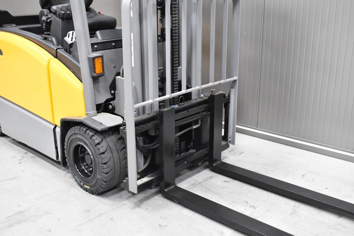 Jungheinrich EFG MC 320 – Bild 5