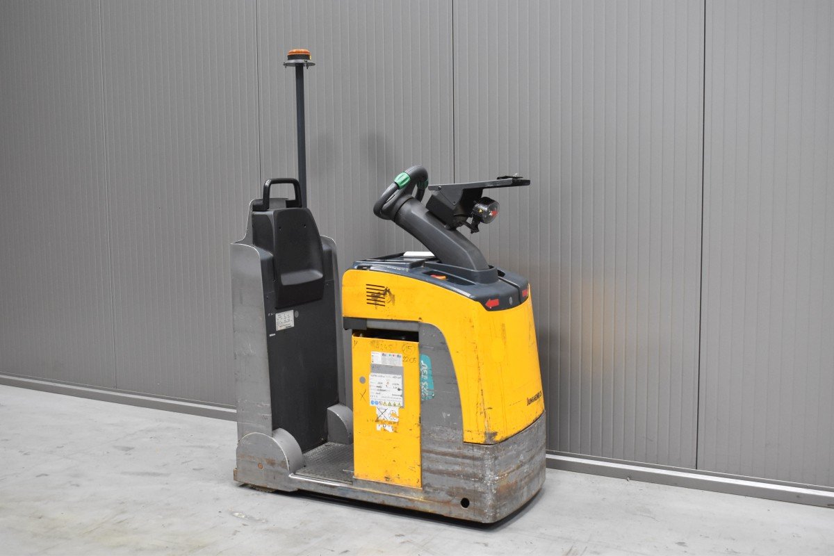 Gabelstapler Gebraucht kaufen – Jungheinrich EZS 130 mit Elektro in Österreich