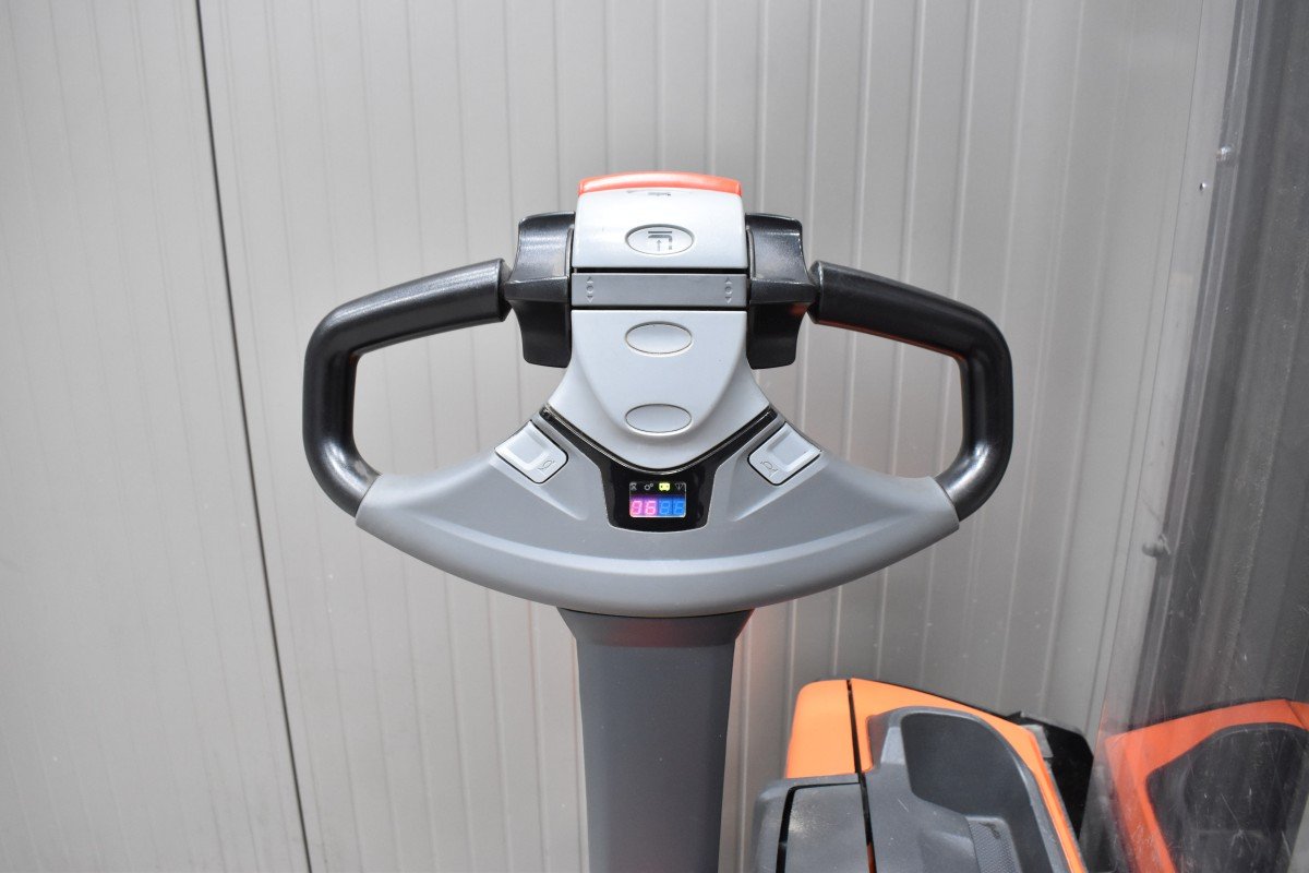 Toyota SWE 100 – Bild 5