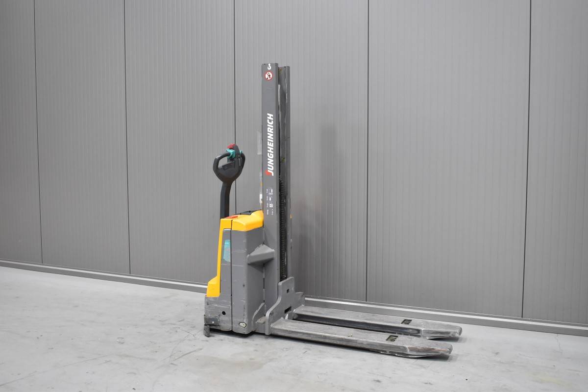 Jungheinrich EMD 115i Gebrauchtstapler Kaufen