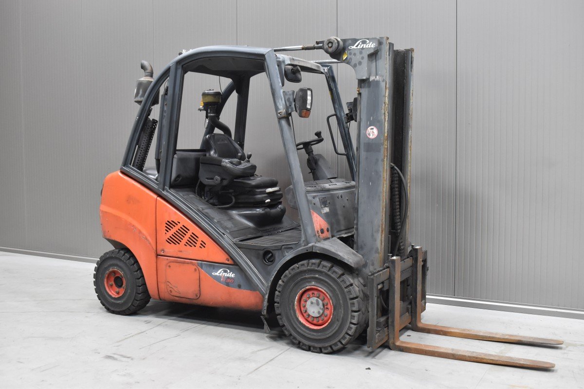 Gabelstapler Gebraucht kaufen – Linde H 30 D - 02 mit Diesel in Österreich