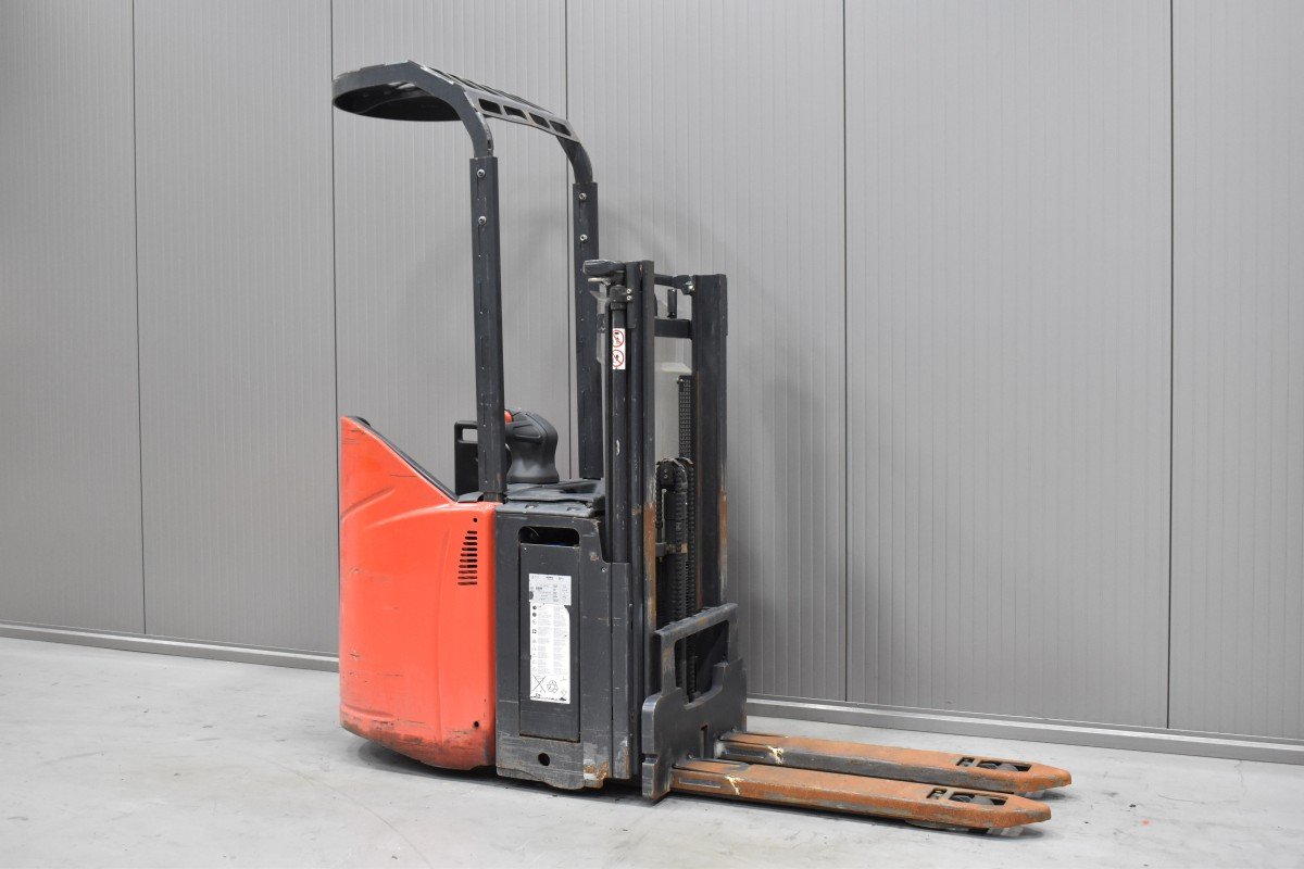 Gabelstapler Gebraucht kaufen – Linde D 14 SP mit Elektro in Österreich