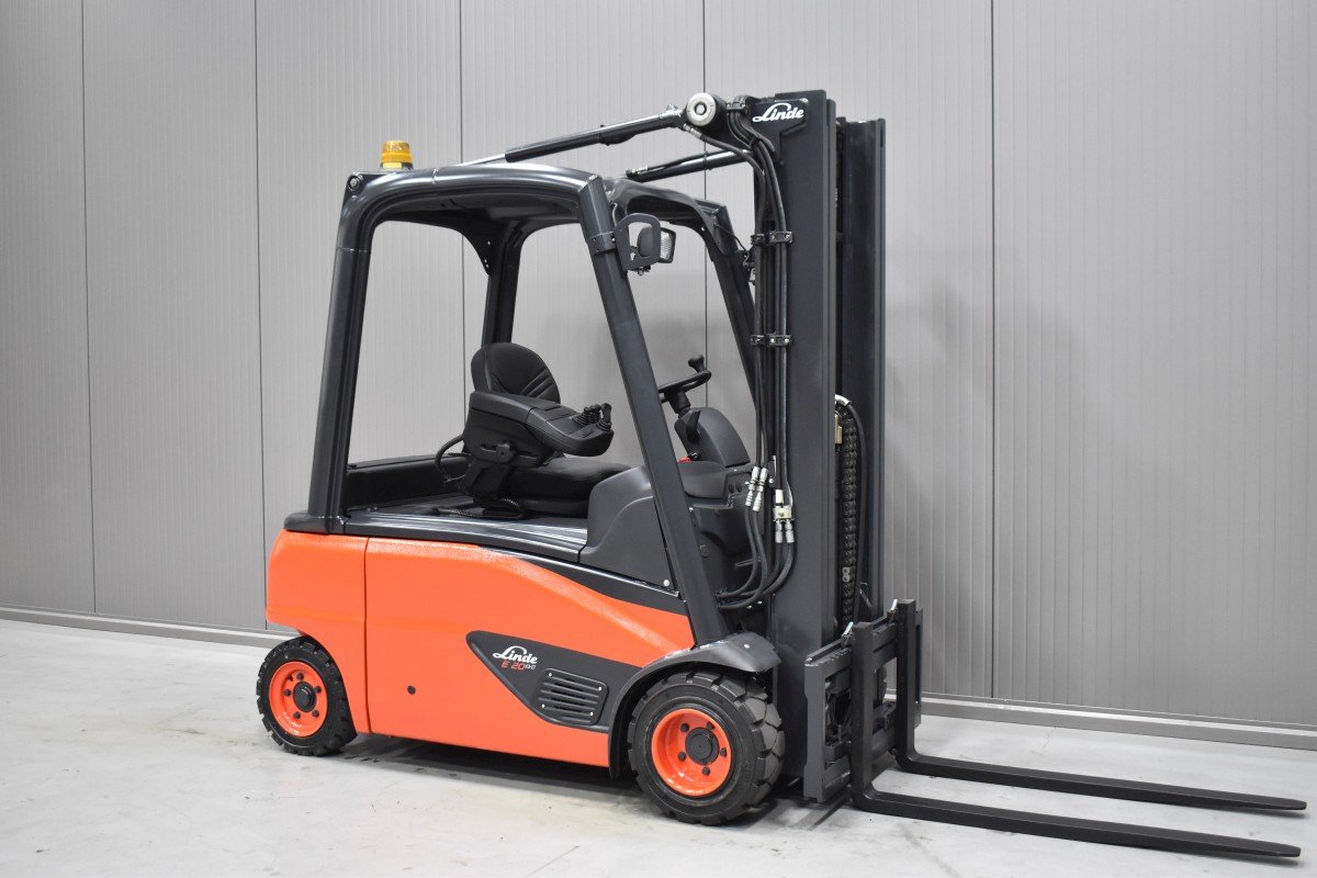 Gabelstapler Gebraucht kaufen – Linde E 20 PL-02 mit Elektro in Österreich