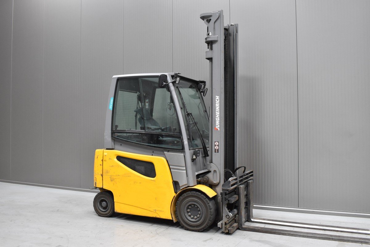 Gabelstapler Gebraucht kaufen – Jungheinrich EFG 425 k mit Elektro in Österreich