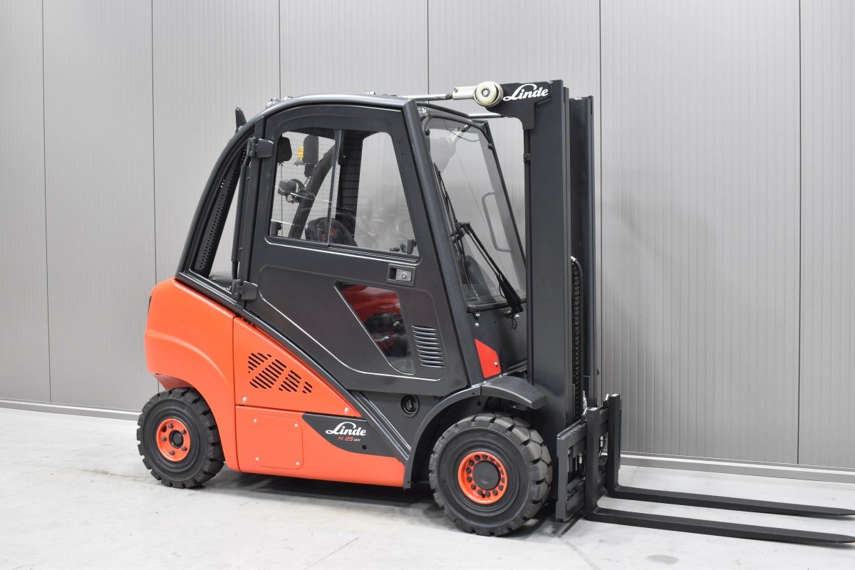 Gabelstapler Gebraucht kaufen – Linde H 25 D mit Diesel in Österreich