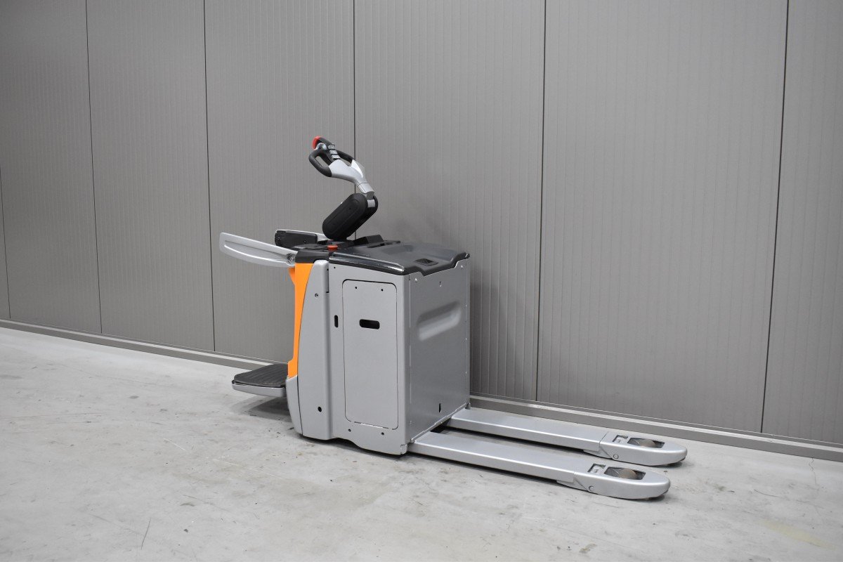 Gabelstapler Gebraucht kaufen – Still EXH-SF 20 mit Elektro in Österreich