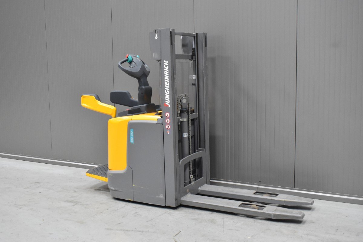 Gabelstapler Gebraucht kaufen – Jungheinrich ERC 212 mit Elektro in Österreich