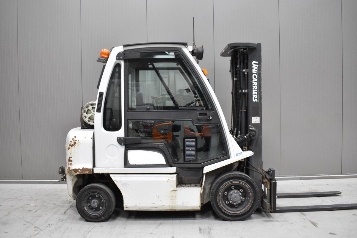Unicarriers U1D2A25LQ – Bild 2
