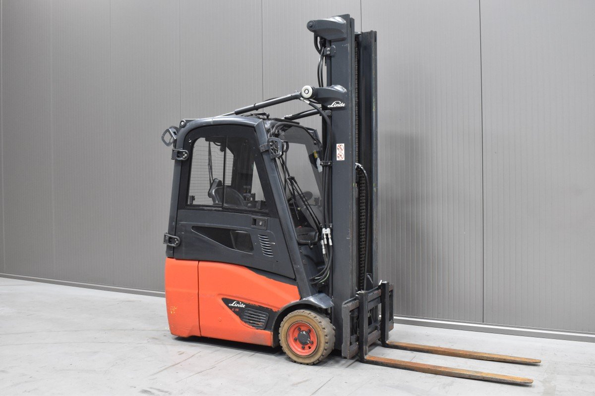 Gabelstapler Gebraucht kaufen – Linde E 15 - 02 mit Elektro in Österreich