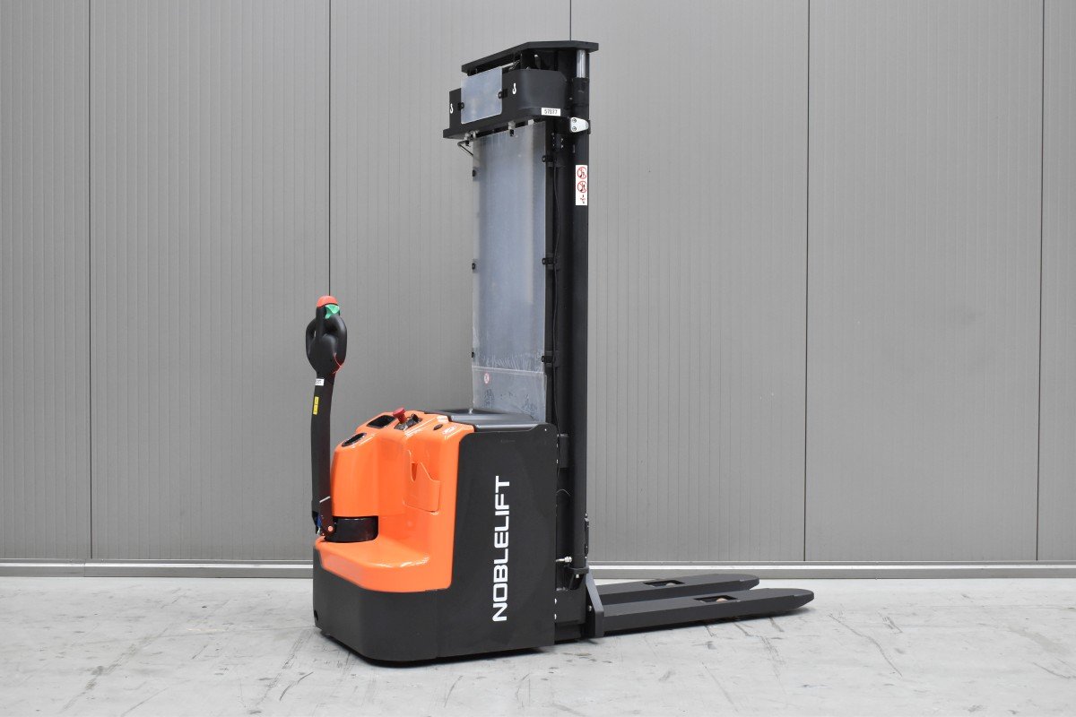 Gabelstapler Gebraucht kaufen – Noblelift PS 20 L mit Elektro in Österreich