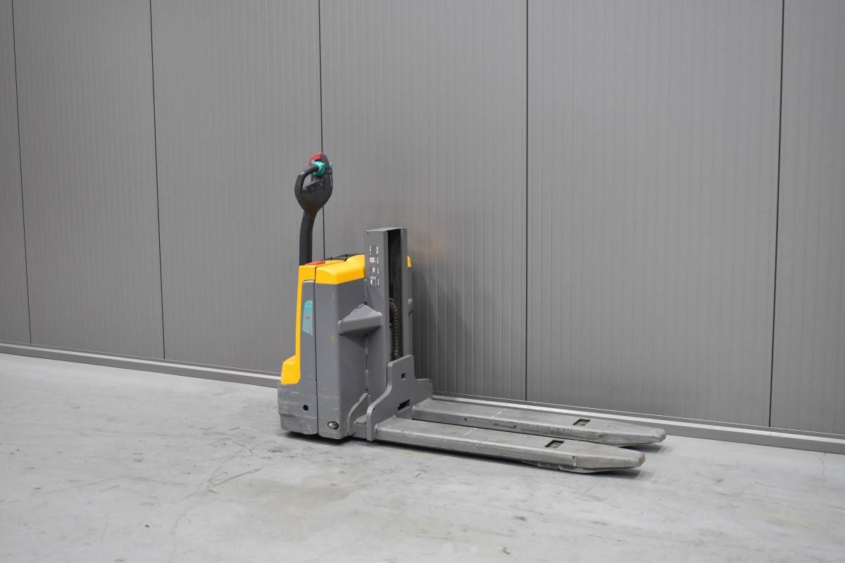 Jungheinrich EMD 115i Gebrauchtstapler Kaufen