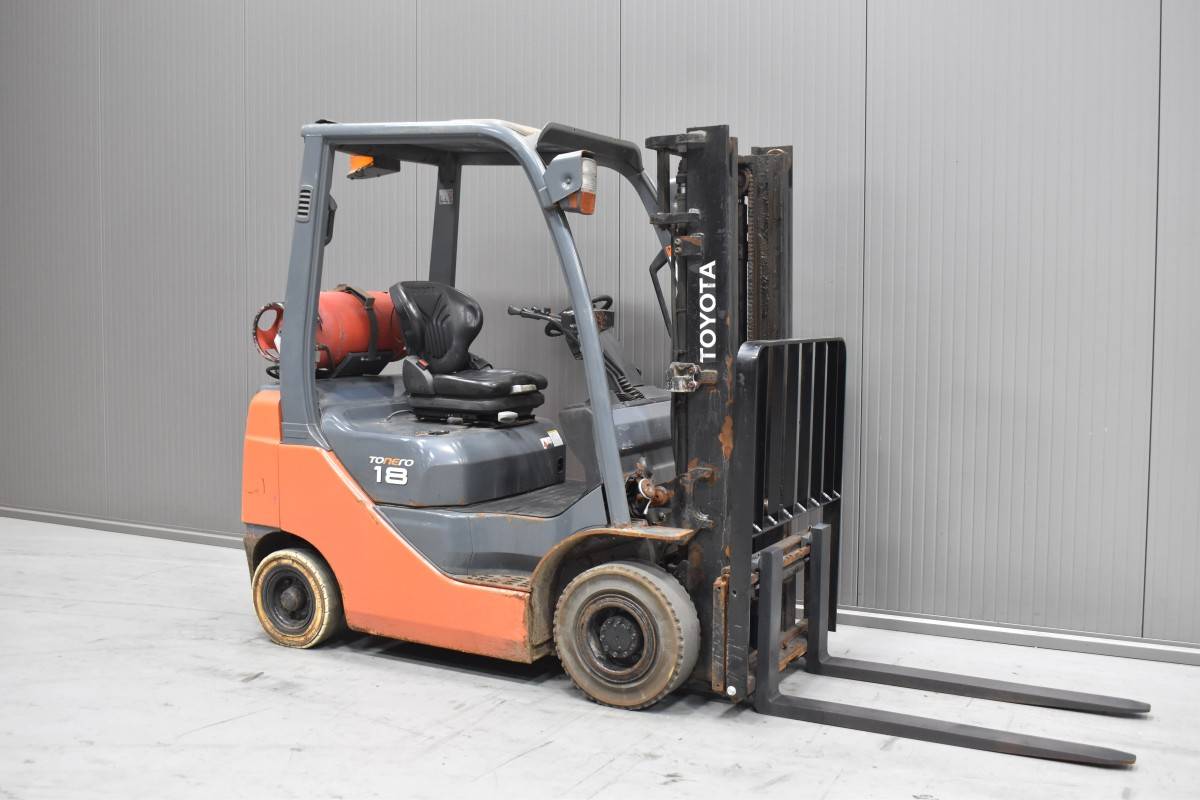 Toyota 02-8FGF18 Gebrauchtstapler Kaufen