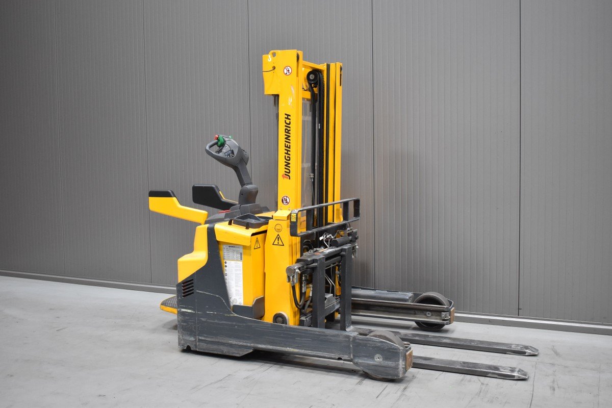 Gabelstapler Gebraucht kaufen – Jungheinrich ERV 308 mit Elektro in Österreich