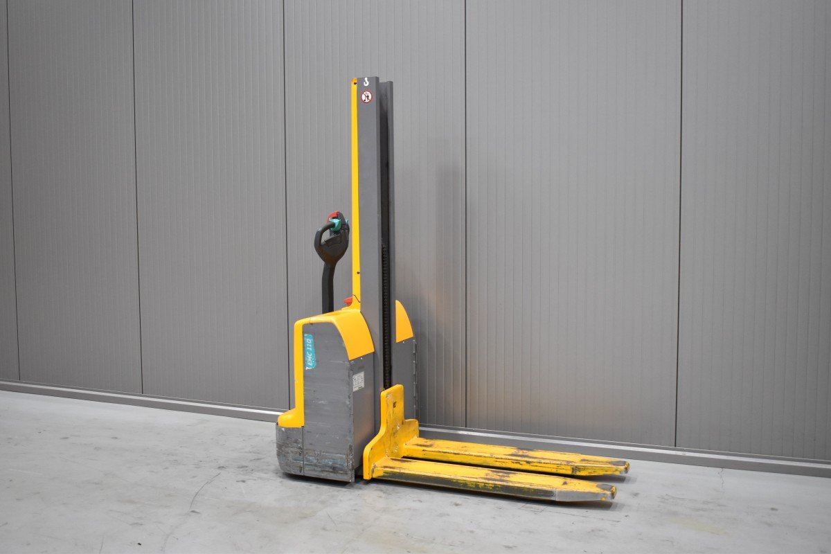 Gabelstapler Gebraucht kaufen – Jungheinrich EMC 110 mit Elektro in Österreich
