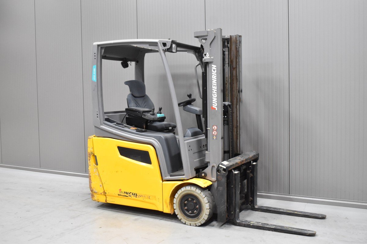 Jungheinrich EFG 216 k Gebrauchtstapler Kaufen