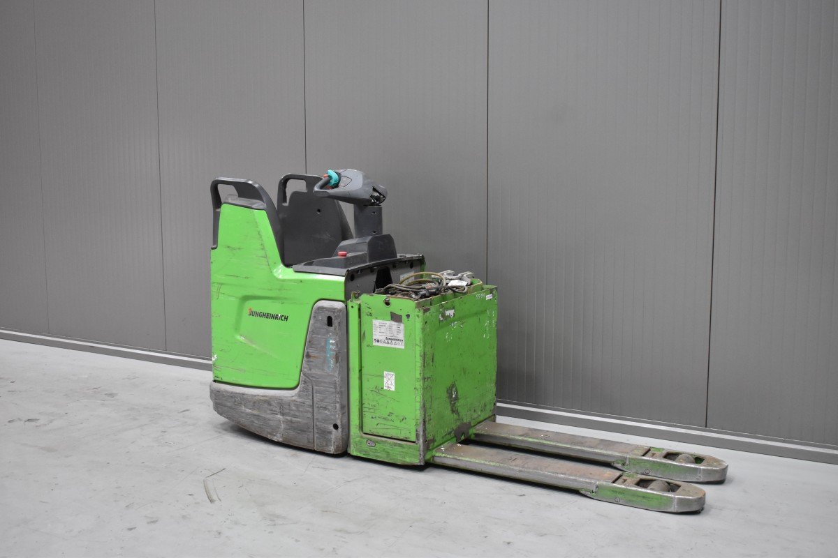 Gabelstapler Gebraucht kaufen – Jungheinrich ERE 120 mit Elektro in Österreich