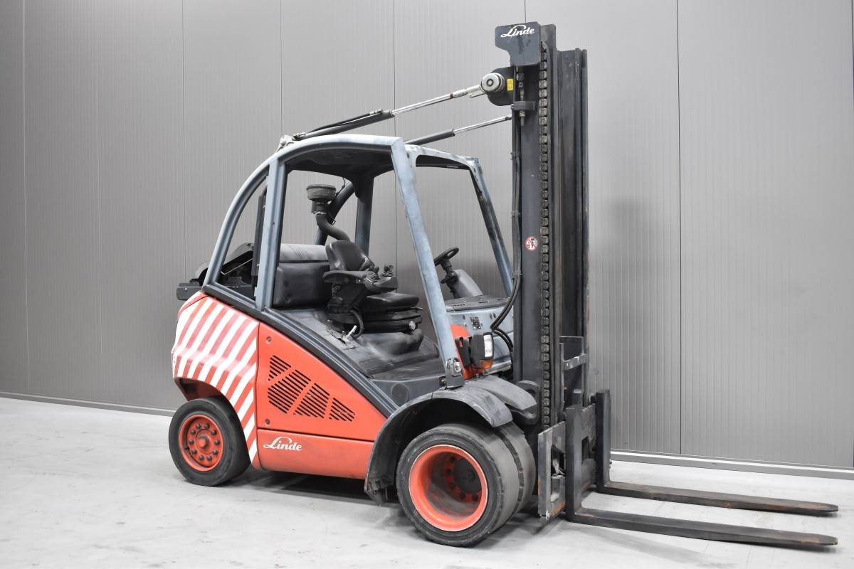 Gabelstapler Gebraucht kaufen – Linde H 40 T mit Gas in Österreich