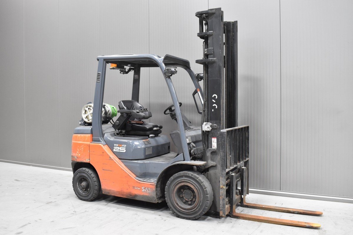 Toyota 02-8FGF25 Gebrauchtstapler Kaufen