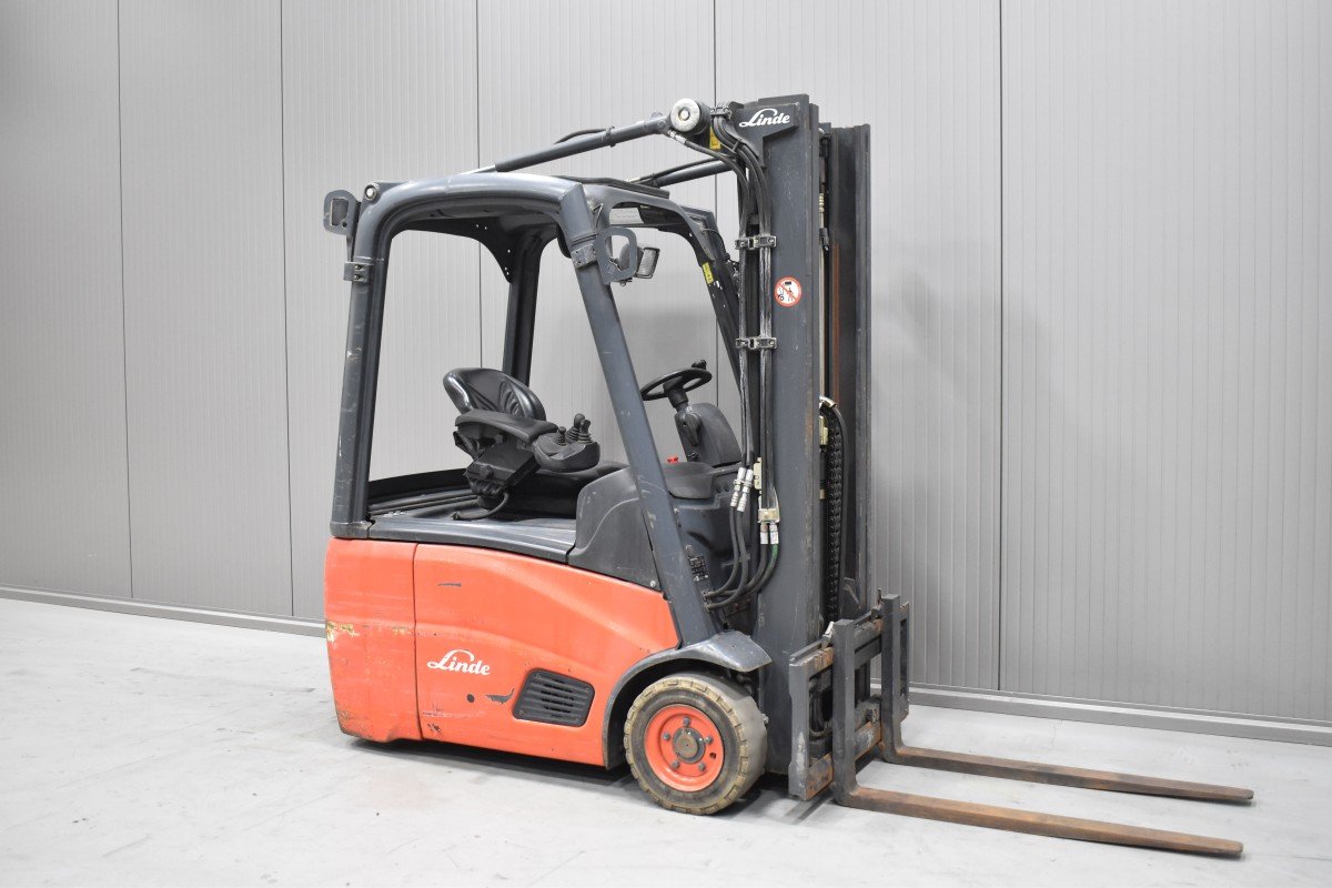 Gabelstapler Gebraucht kaufen – Linde E 16 C - 01 mit Elektro in Österreich