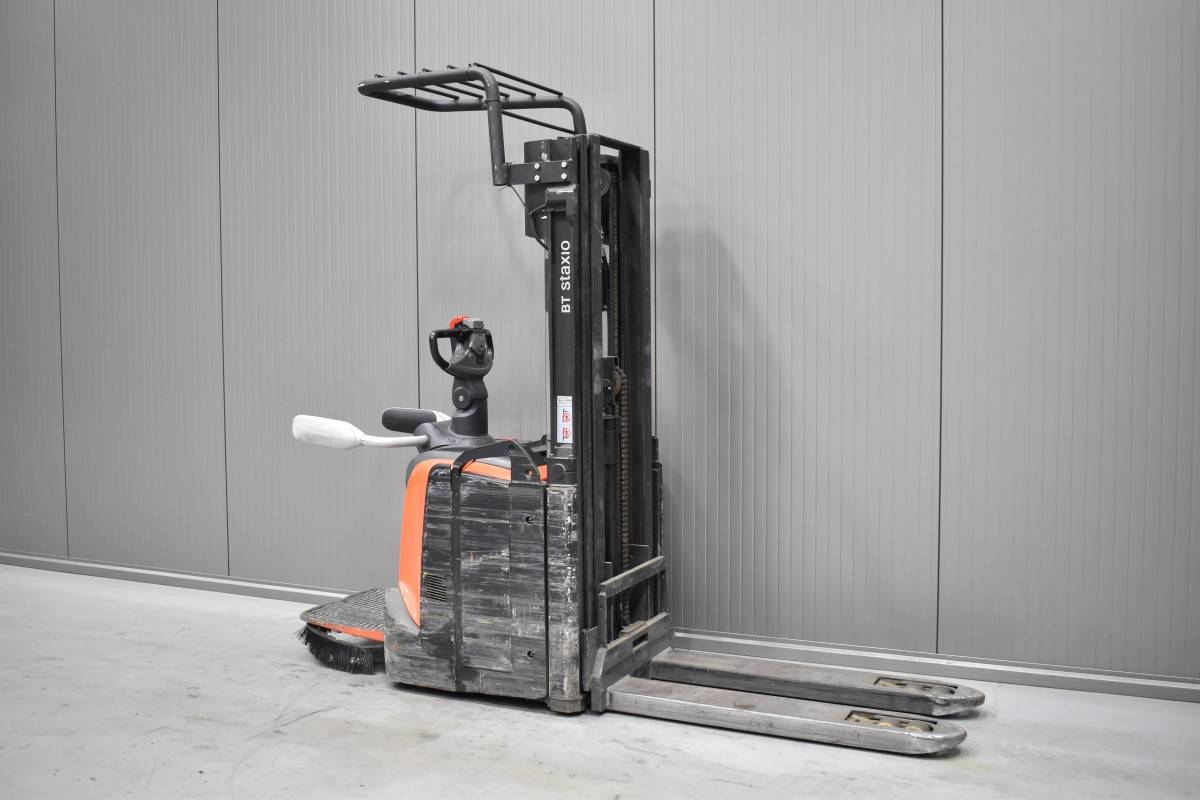 Toyota SPE 120L Gebrauchtstapler Kaufen