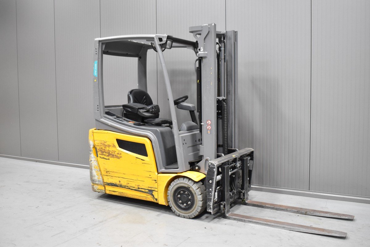 Jungheinrich EFG 216 k Gebrauchtstapler Kaufen