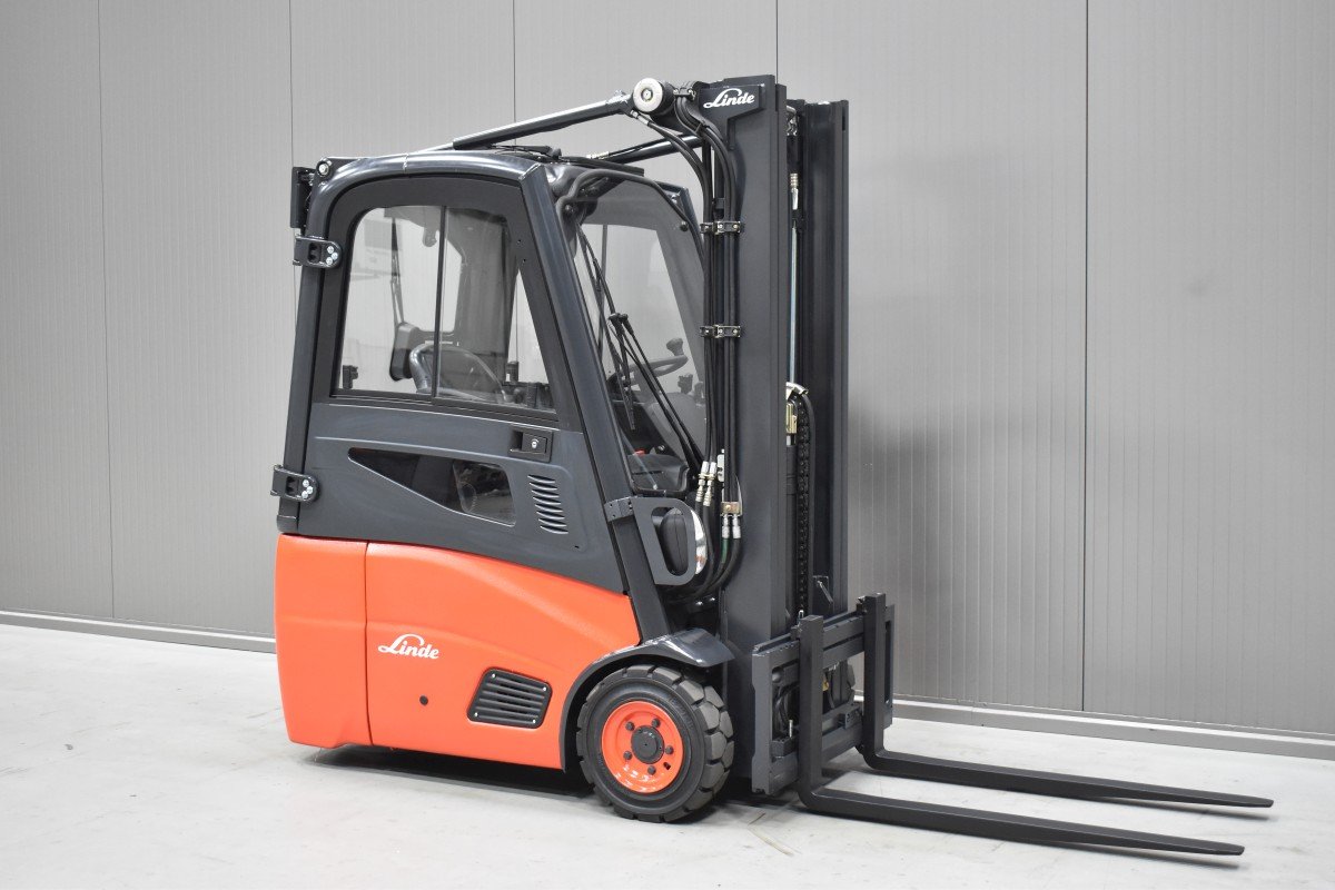 Gabelstapler Gebraucht kaufen – Linde E 15-01 mit Elektro in Österreich