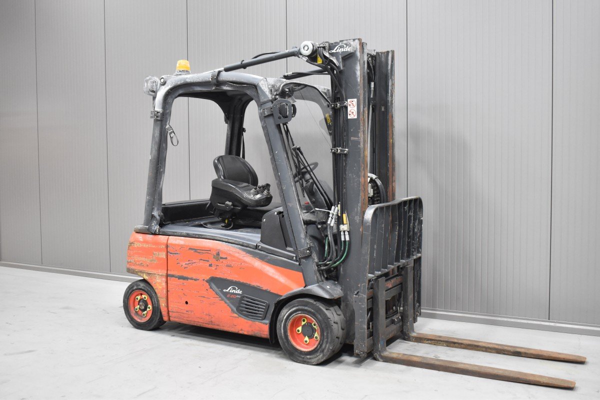Gabelstapler Gebraucht kaufen – Linde E 20 PL - 02 mit Elektro in Österreich