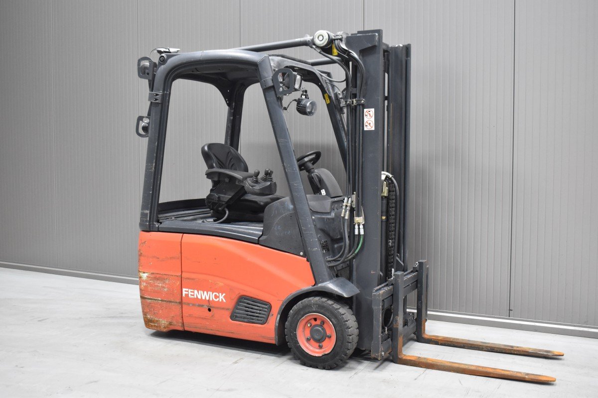 Gabelstapler Gebraucht kaufen – Linde E 15 - 01 mit Elektro in Österreich