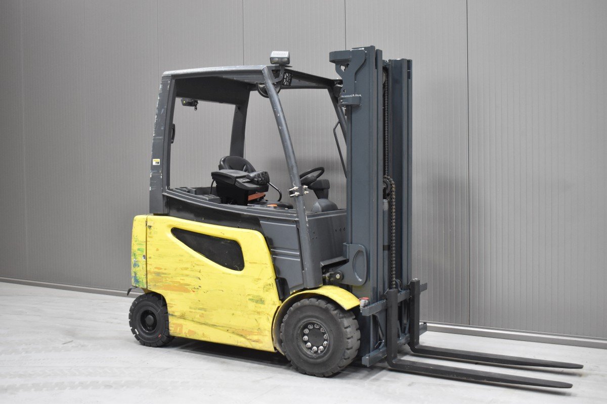 Caterpillar 2EPC5000