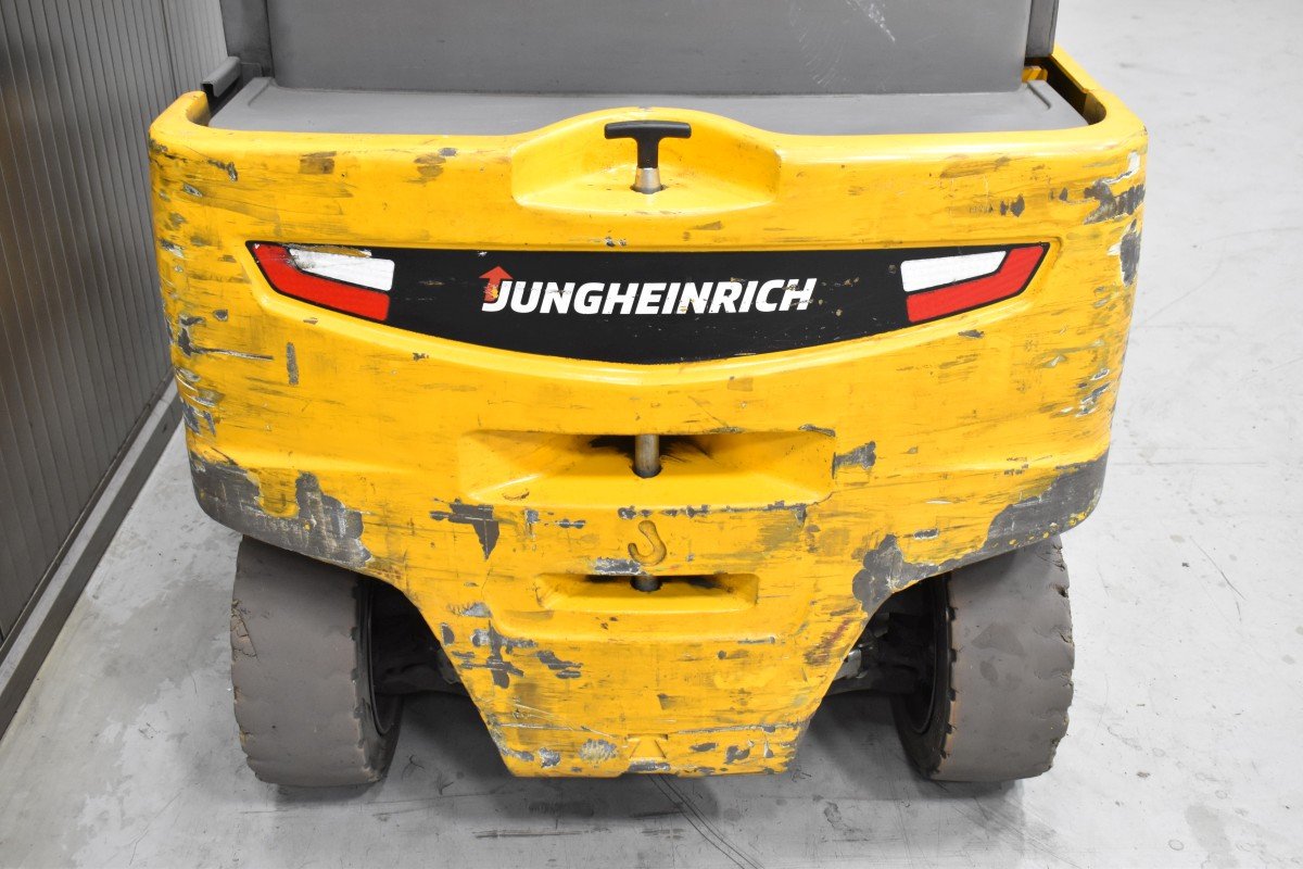 Jungheinrich EFG 320 – Bild 8