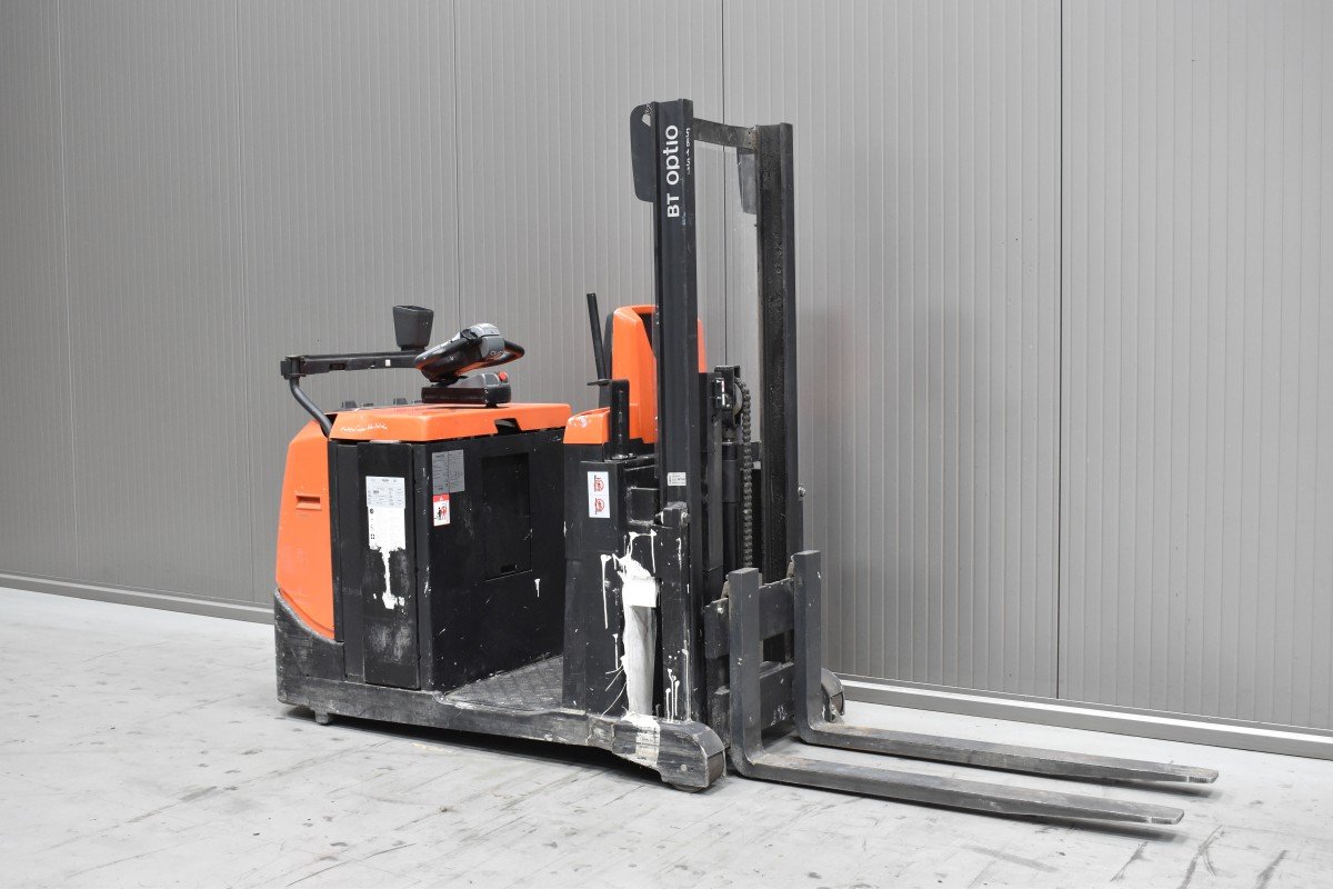 Gabelstapler Gebraucht kaufen – Toyota OSE 120CB mit Elektro in Österreich