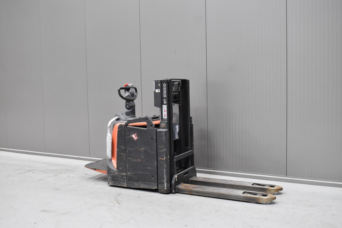 Toyota SPE 200D Gebrauchtstapler Kaufen