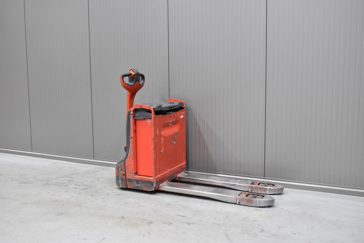 Gabelstapler Gebraucht kaufen – Linde T 16 mit Elektro in Österreich