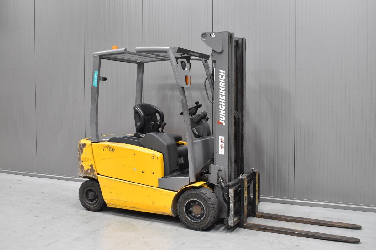 Jungheinrich EFG 320 N Gebrauchtstapler Kaufen