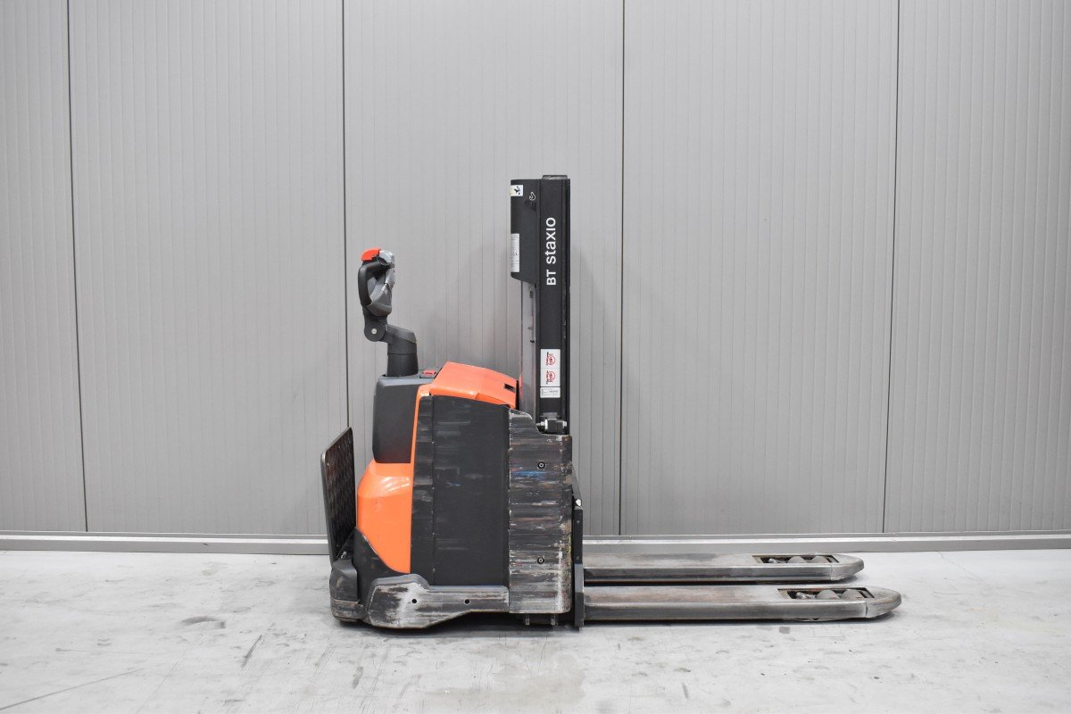 Toyota SWE 200D – Bild 2