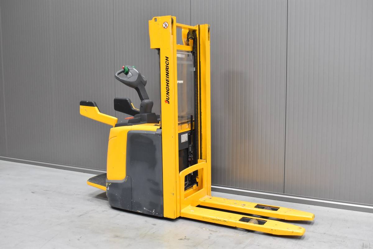 Gabelstapler Gebraucht kaufen – Jungheinrich ERC 214 mit Elektro in Deutschland