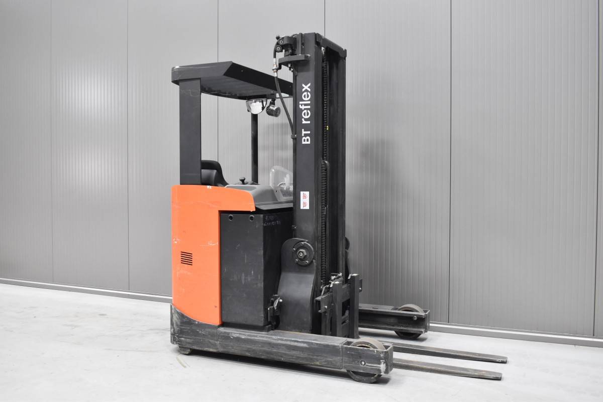 Gabelstapler Gebraucht kaufen – Toyota RRE 140 B mit Elektro in Deutschland